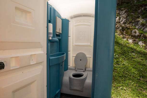 Best Porta potty delivery and setup  in Dudley, NC